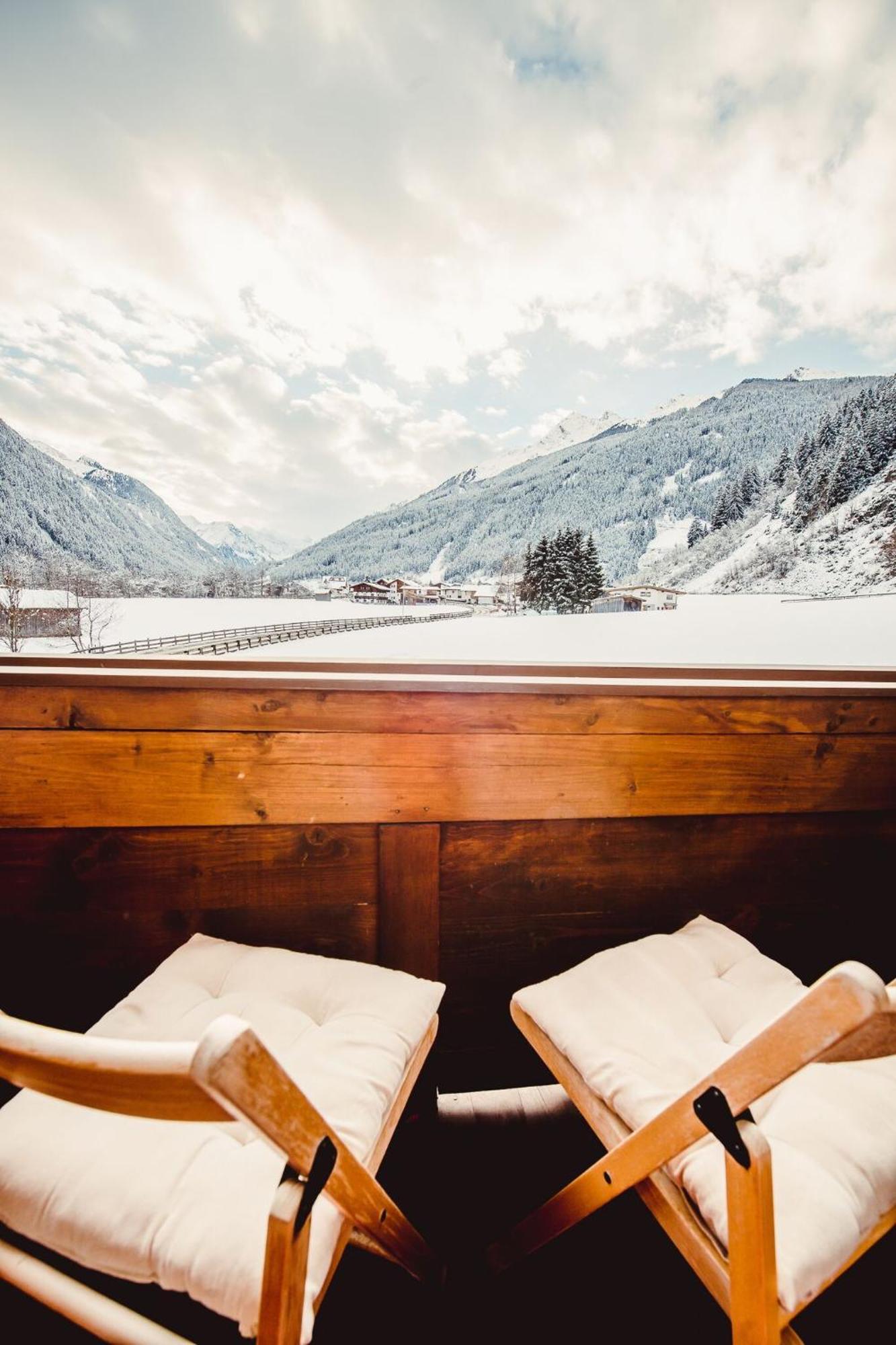 Alpenhaus Monte Hotel Neustift im Stubaital Exterior photo